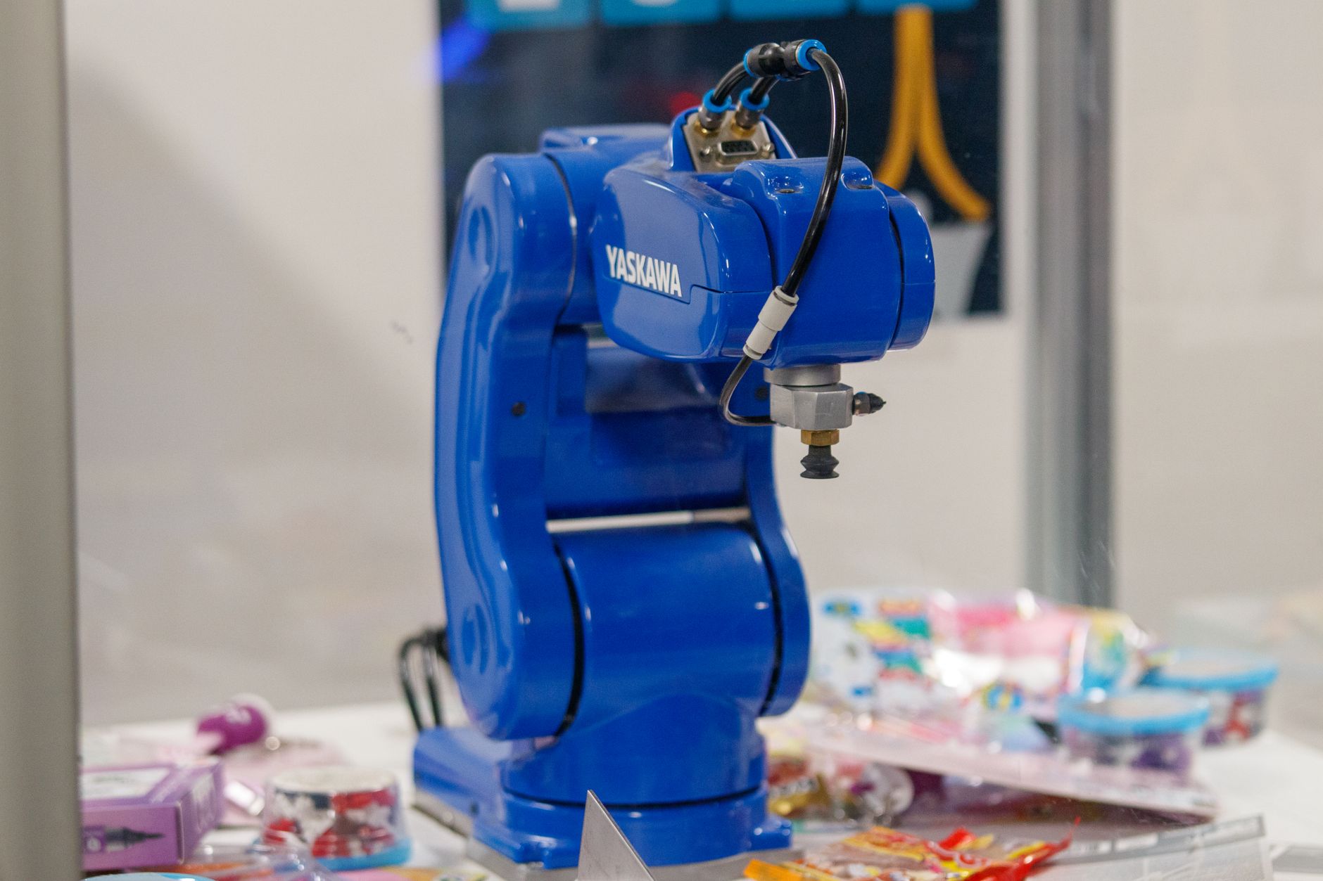 Octopus-inspired robot arm: Best proven technology for space